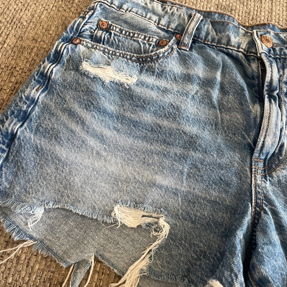 American Eagle 90s boyfriend shorts size 8 - Picture 3 of 11